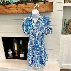 Haven Grace From A Boutique Store Blue Floral Dress with Pockets NWT !!!